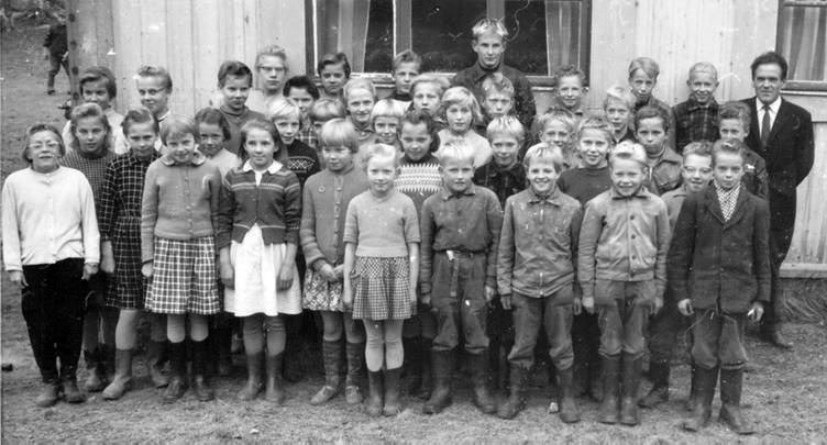 Kolkun koulun luokkakuva 1959-1960
