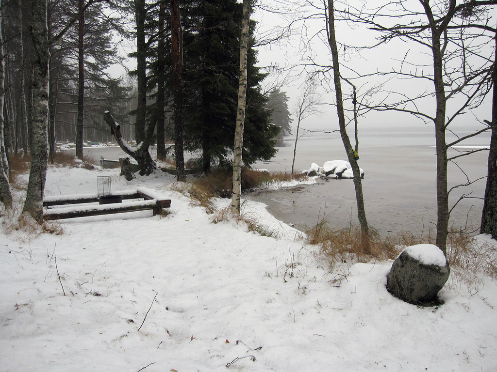 Uusi uimapaikka Kolkkujoen tammen vieressä