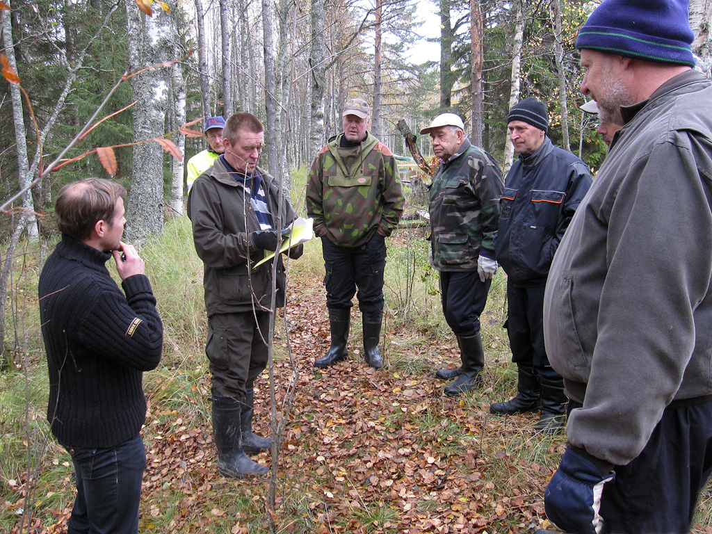 Kolkkujoen kunnostusporukka
