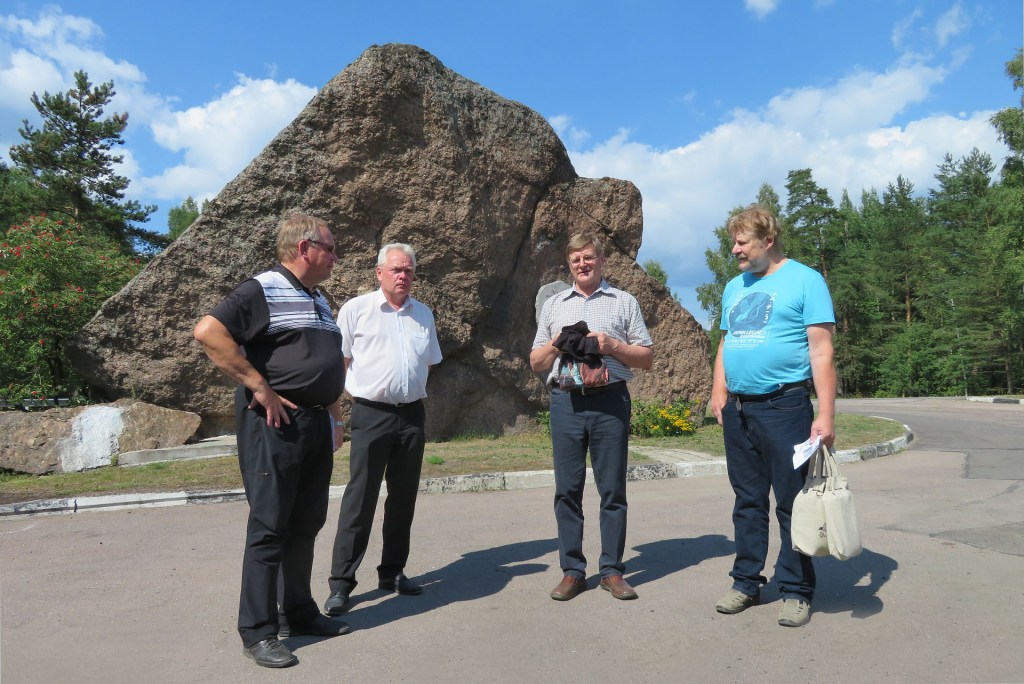 Tapion ja Keimon muistaminen Tienhaaran taisteluin muistomerkillä