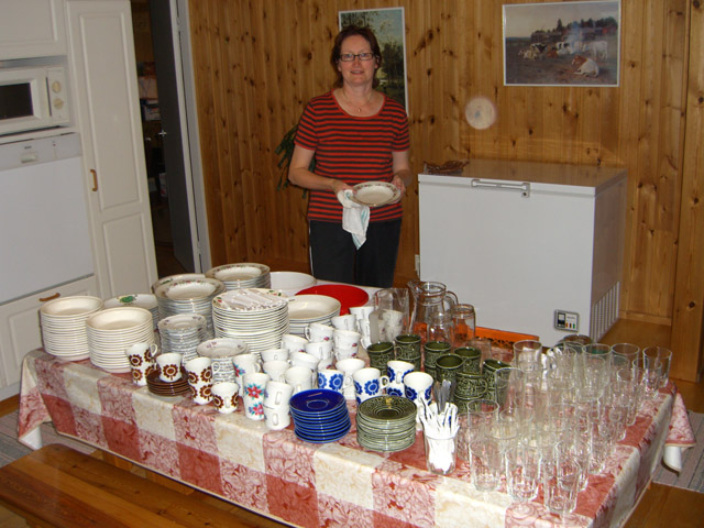 160Kylätalon astiaston pesu